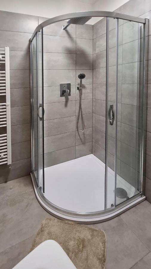 Novohradska Hotell Ceske Budejovice Exteriör bild