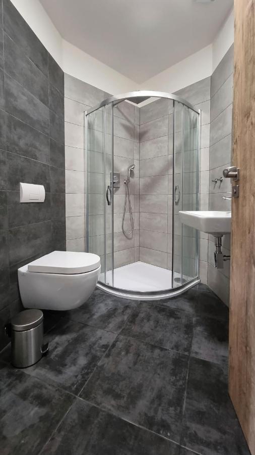 Novohradska Hotell Ceske Budejovice Exteriör bild